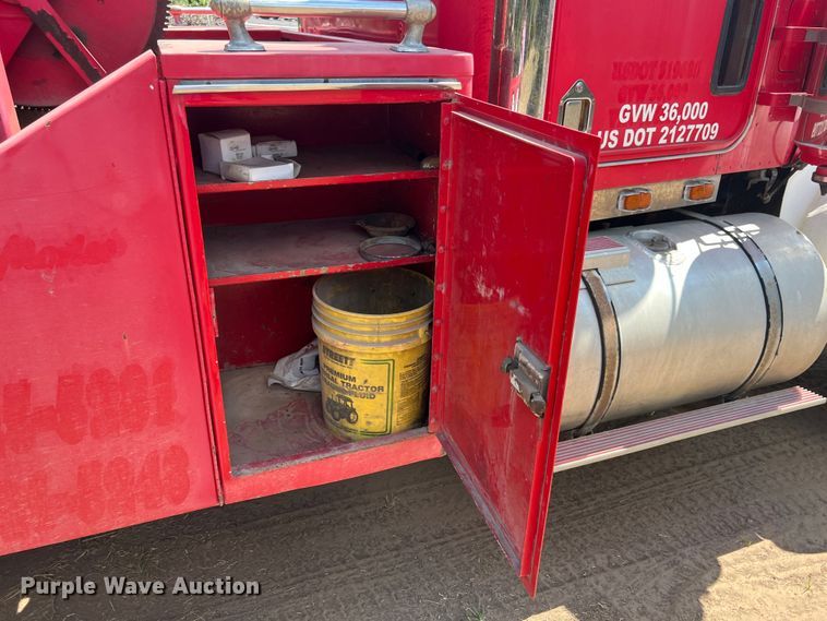 image for item JX9474 1978 Kenworth  tow truck