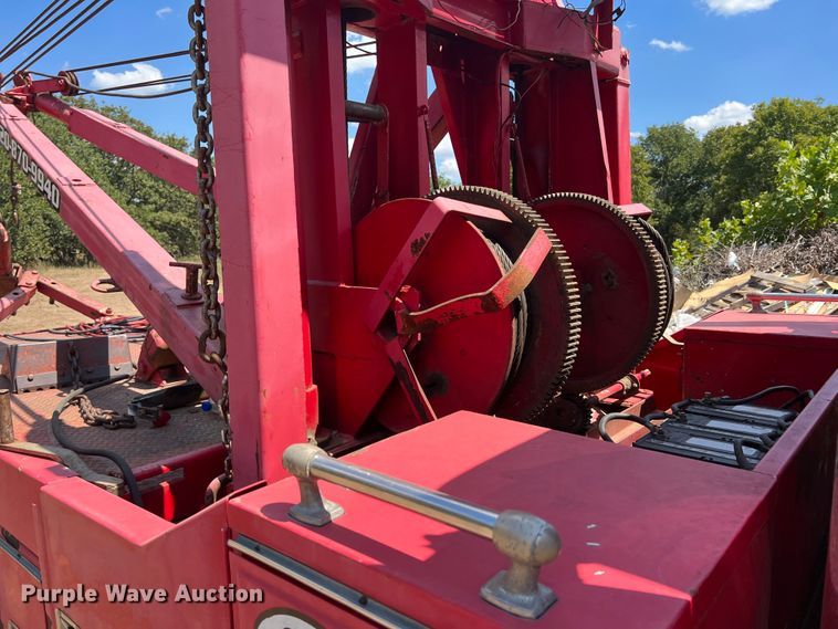 image for item JX9474 1978 Kenworth  tow truck