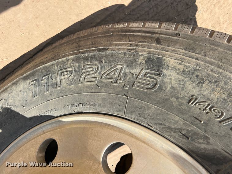 image for item JX9474 1978 Kenworth  tow truck