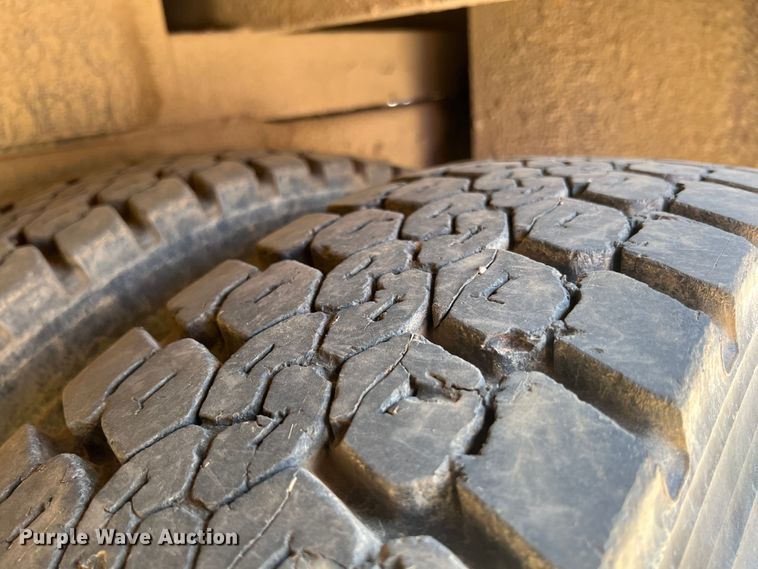 image for item JX9474 1978 Kenworth  tow truck