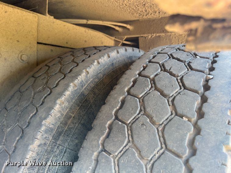 image for item JX9474 1978 Kenworth  tow truck