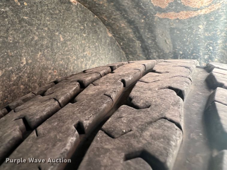 image for item JX9486 2015 Lonestar  utility trailer