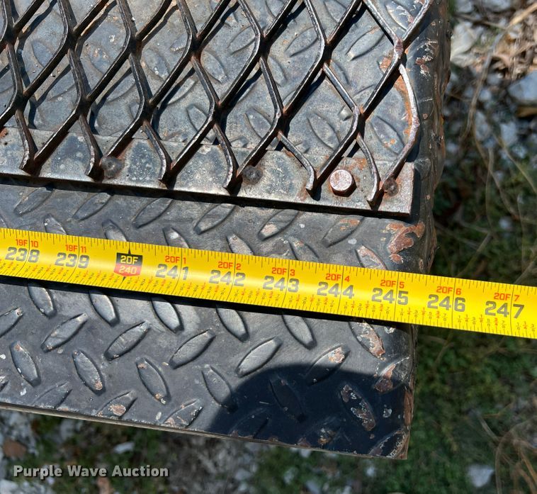 image for item JX9487 2015 Lonestar  tilt deck equipment trailer