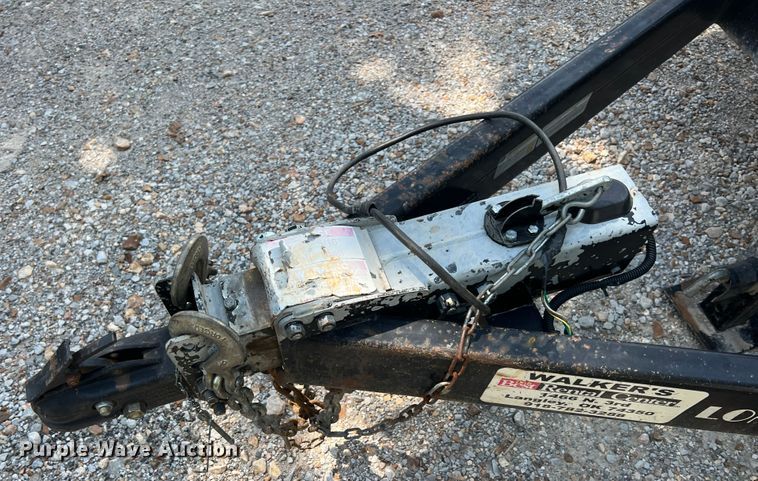 image for item JX9487 2015 Lonestar  tilt deck equipment trailer