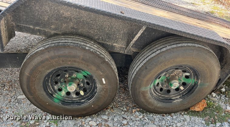 image for item JX9487 2015 Lonestar  tilt deck equipment trailer