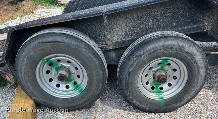 image for item JX9487 2015 Lonestar  tilt deck equipment trailer