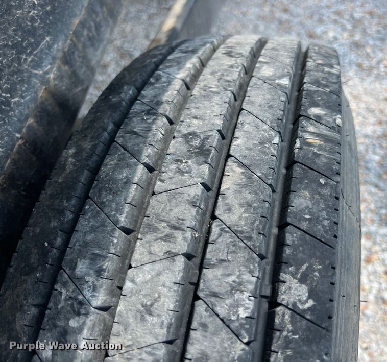 image for item JX9487 2015 Lonestar  tilt deck equipment trailer