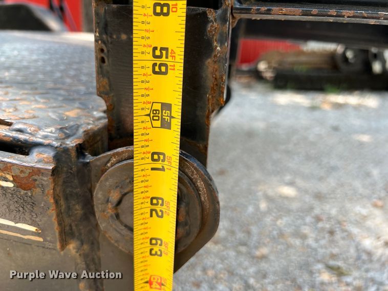 image for item JX9489 2015 Lonestar  equipment trailer