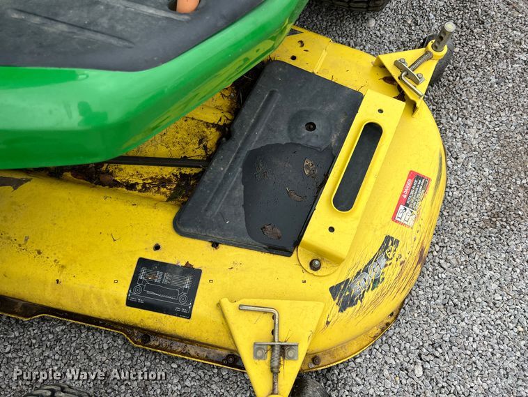 image for item JX9497 John Deere X475  lawn mower