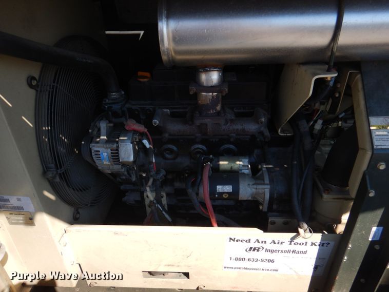 image for item JY9679 2006 Ingersoll Rand P135WIR  air compressor