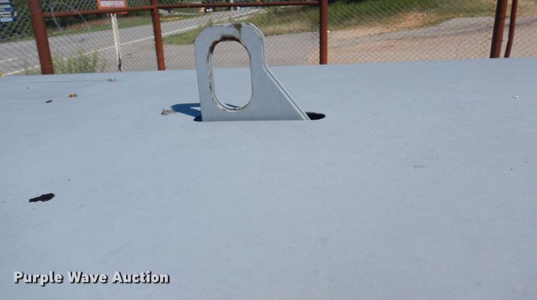 image for item JY9679 2006 Ingersoll Rand P135WIR  air compressor