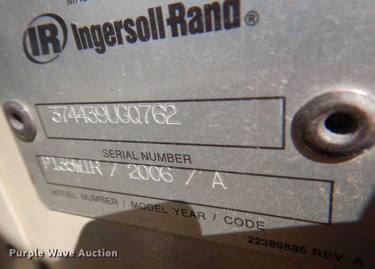 image for item JY9679 2006 Ingersoll Rand P135WIR  air compressor