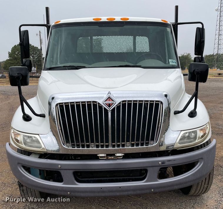 image for item KE9335 2012 International 4300  dump flatbed truck