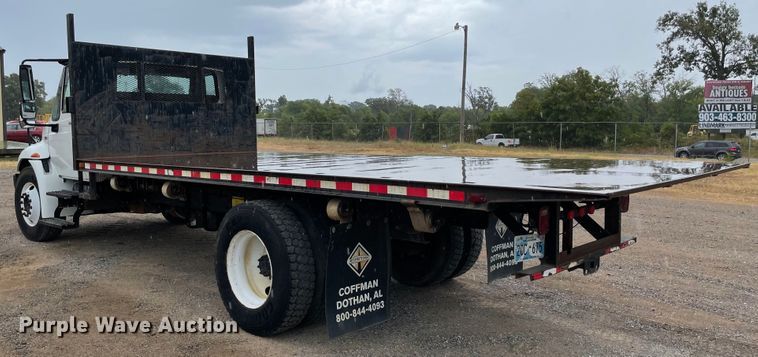 image for item KE9335 2012 International 4300  dump flatbed truck