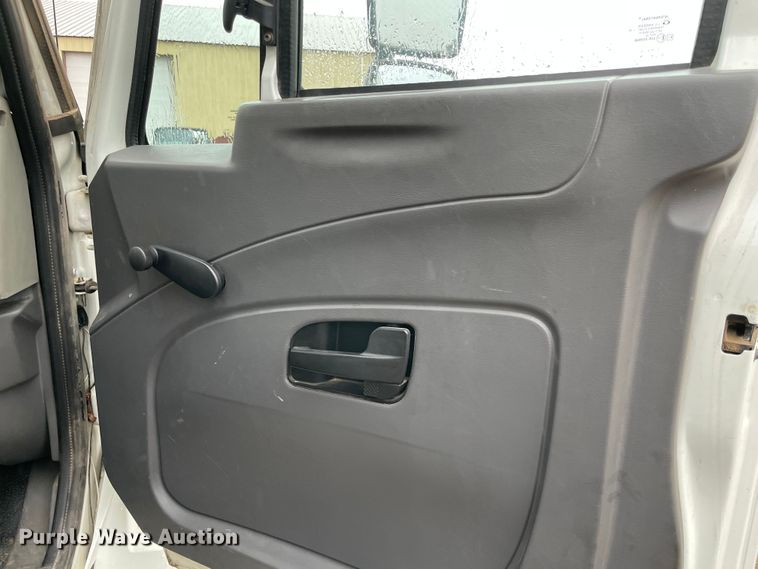 image for item KE9335 2012 International 4300  dump flatbed truck