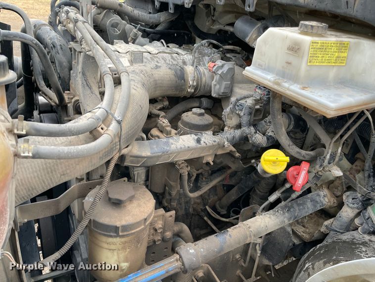 image for item KE9335 2012 International 4300  dump flatbed truck