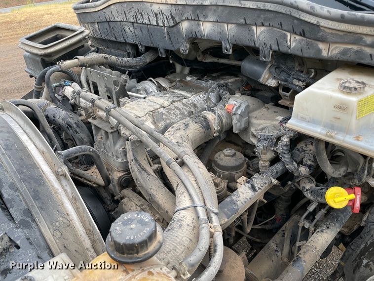 image for item KE9335 2012 International 4300  dump flatbed truck