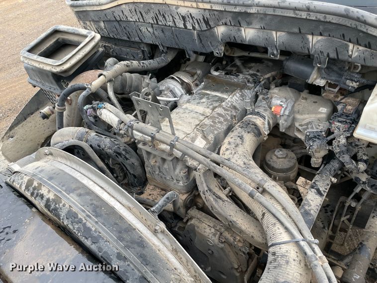 image for item KE9335 2012 International 4300  dump flatbed truck