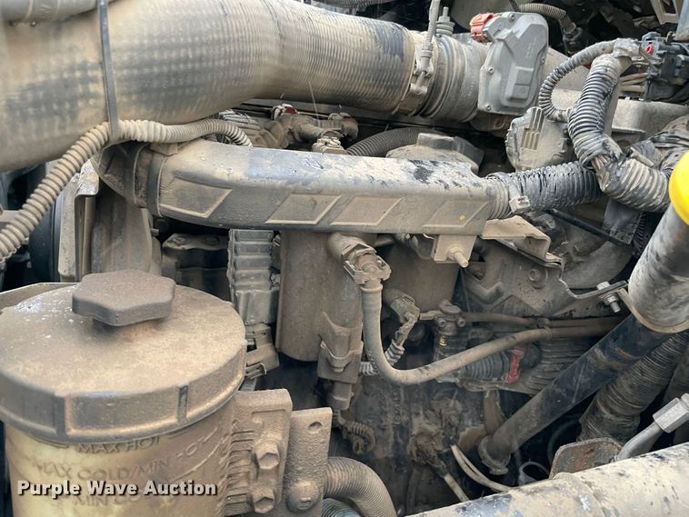 image for item KE9335 2012 International 4300  dump flatbed truck