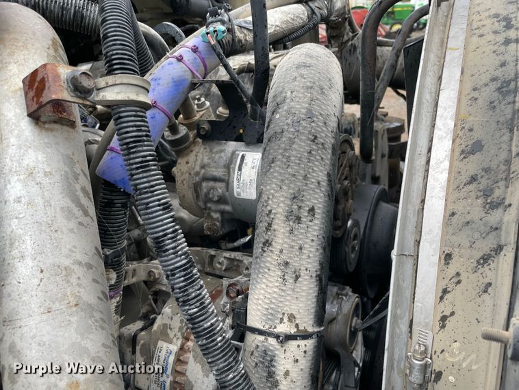 image for item KE9335 2012 International 4300  dump flatbed truck