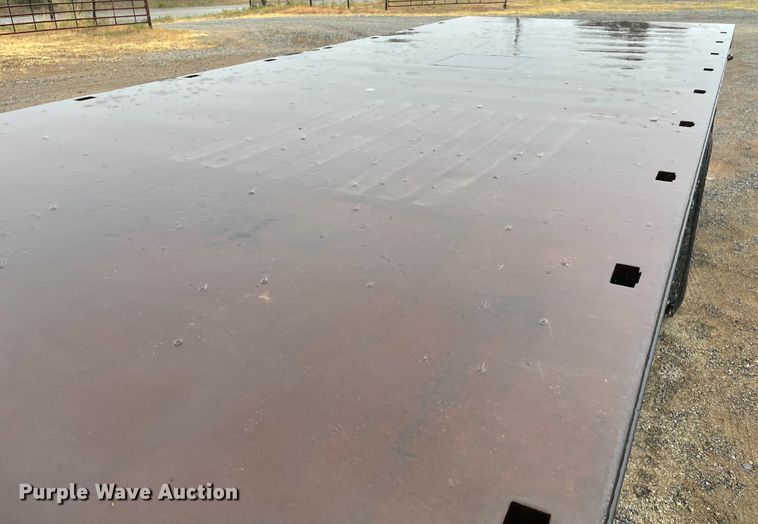 image for item KE9335 2012 International 4300  dump flatbed truck