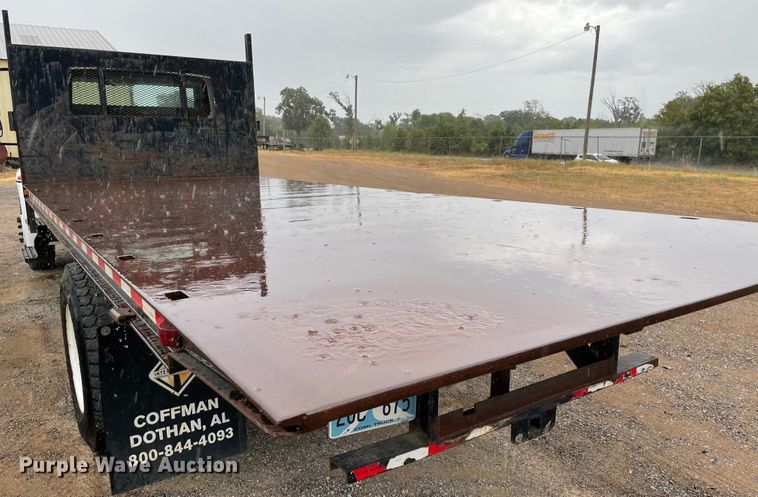 image for item KE9335 2012 International 4300  dump flatbed truck