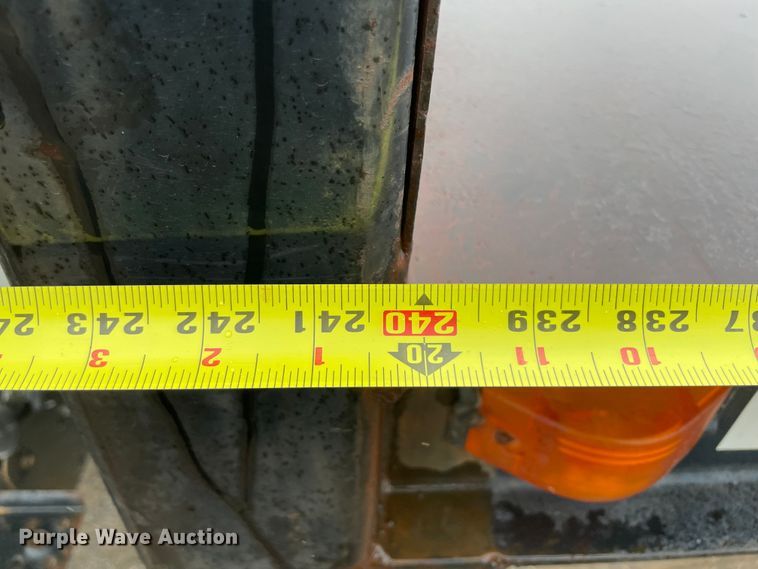 image for item KE9335 2012 International 4300  dump flatbed truck