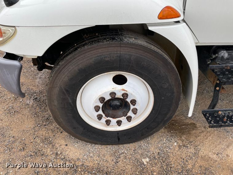 image for item KE9335 2012 International 4300  dump flatbed truck