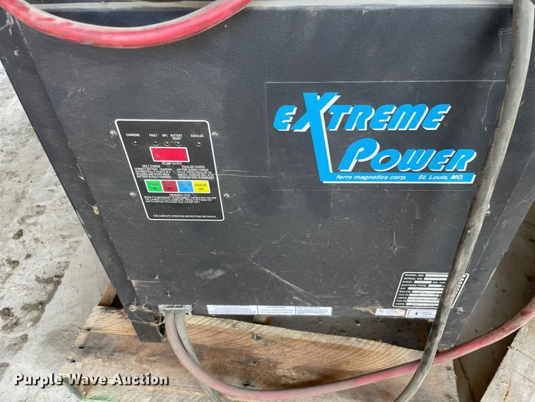 image for item KF9563 Schaeff W20SRS190TSO  forklift