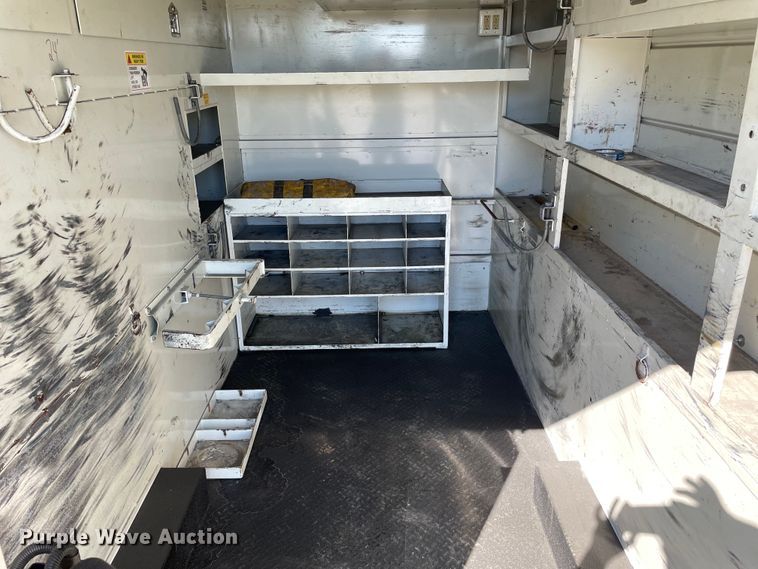 image for item KF9573 2011 International DuraStar 4300  utility / service truck