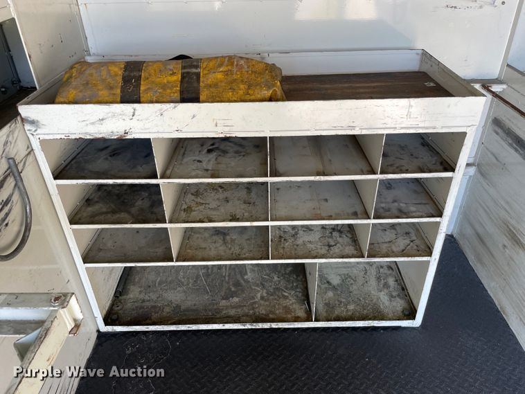 image for item KF9573 2011 International DuraStar 4300  utility / service truck