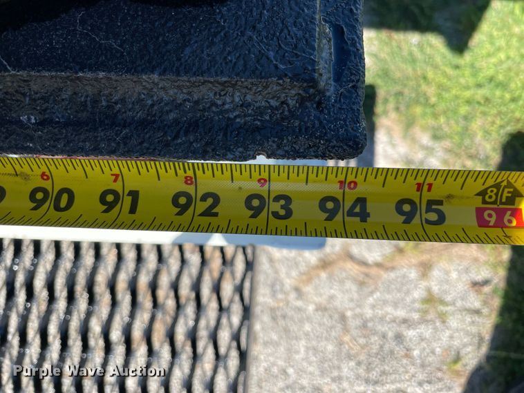 image for item KF9573 2011 International DuraStar 4300  utility / service truck