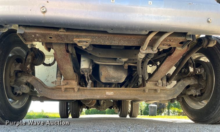 image for item KF9573 2011 International DuraStar 4300  utility / service truck