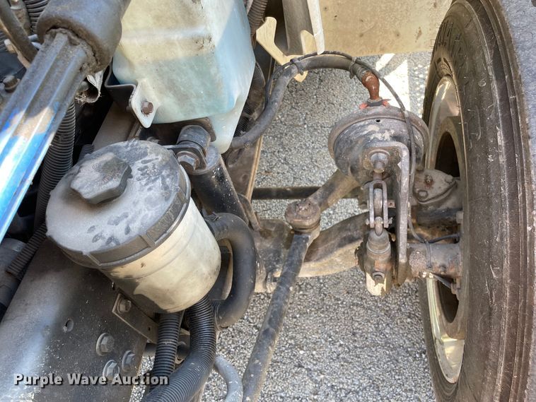 image for item KF9573 2011 International DuraStar 4300  utility / service truck