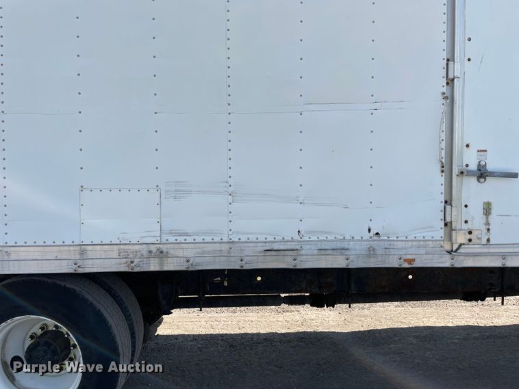 image for item KF9576 2008 Hino  box truck