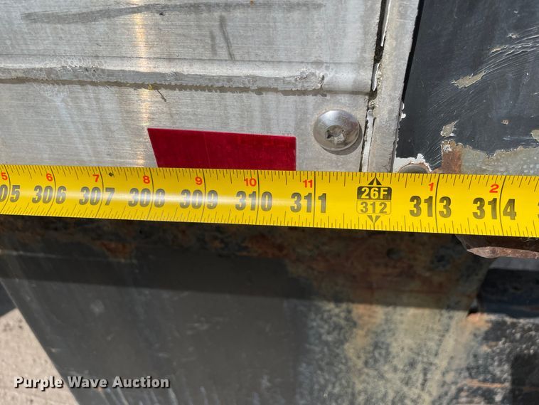 image for item KF9576 2008 Hino  box truck