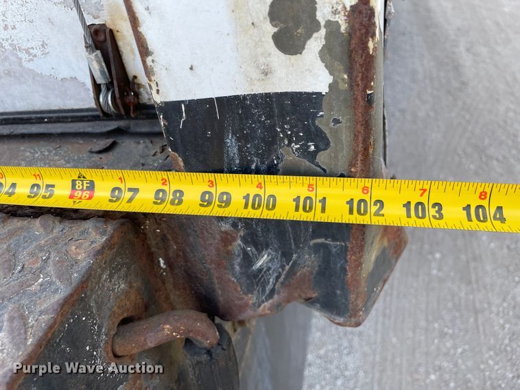 image for item KF9576 2008 Hino  box truck