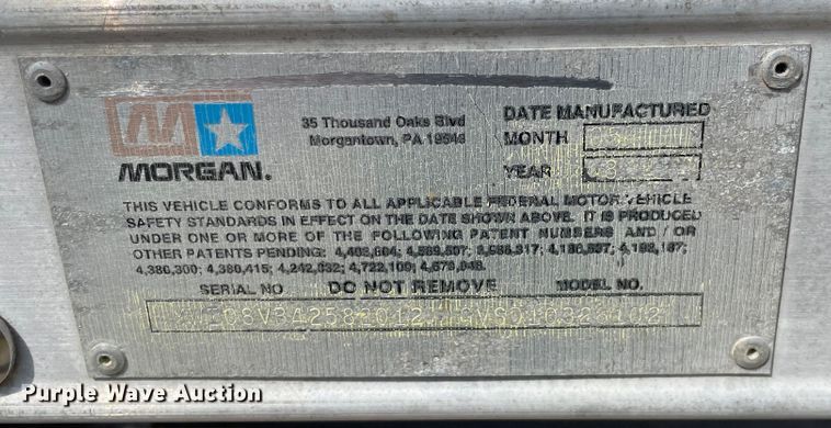 image for item KF9576 2008 Hino  box truck