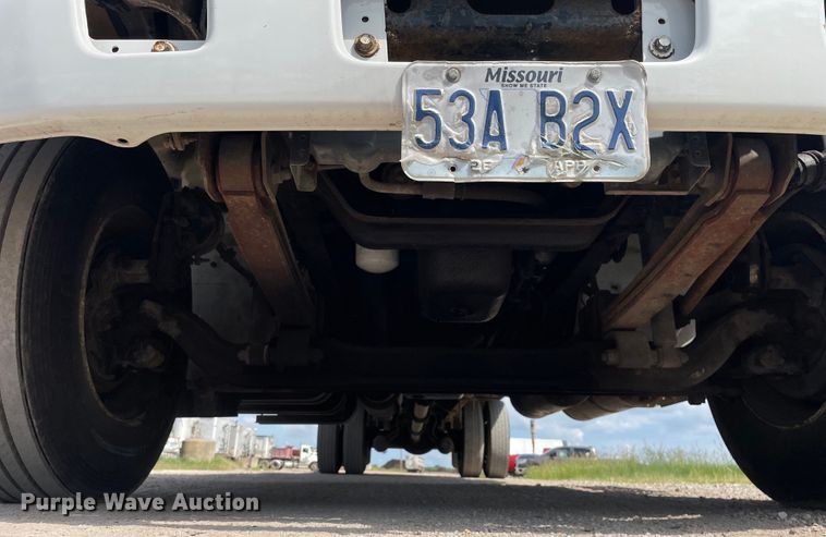 image for item KF9576 2008 Hino  box truck