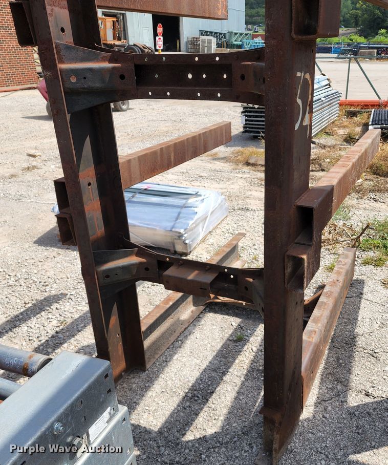 image for item KH9401 Cantilever rack