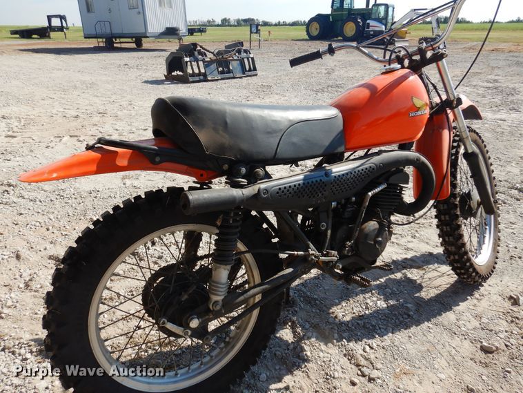 image for item KI9197 1976 Honda MR175  motorcycle