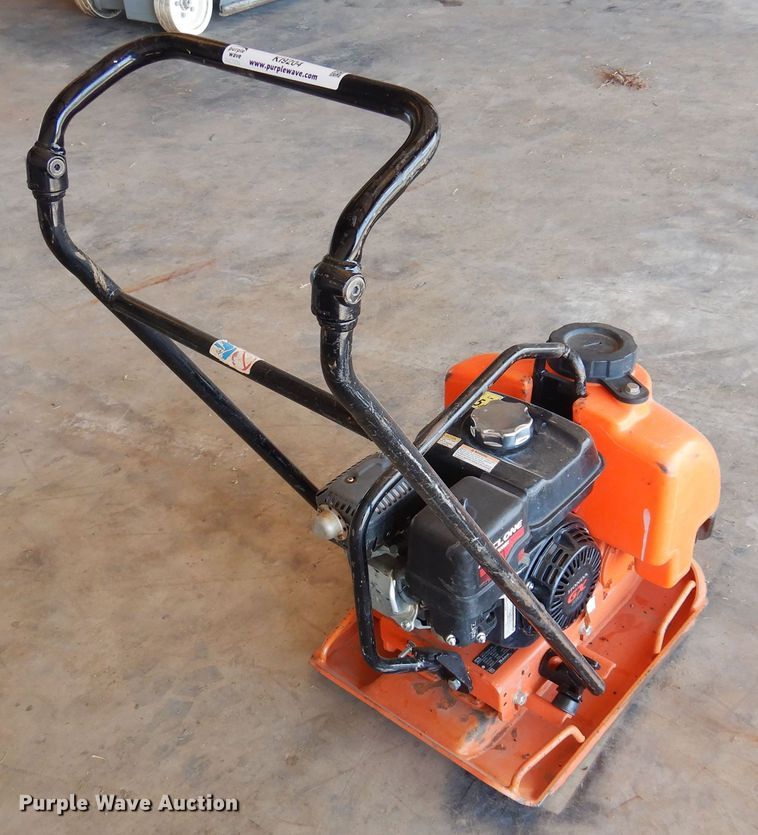 image for item KI9204 Multiquip MVC82VH  plate compactor