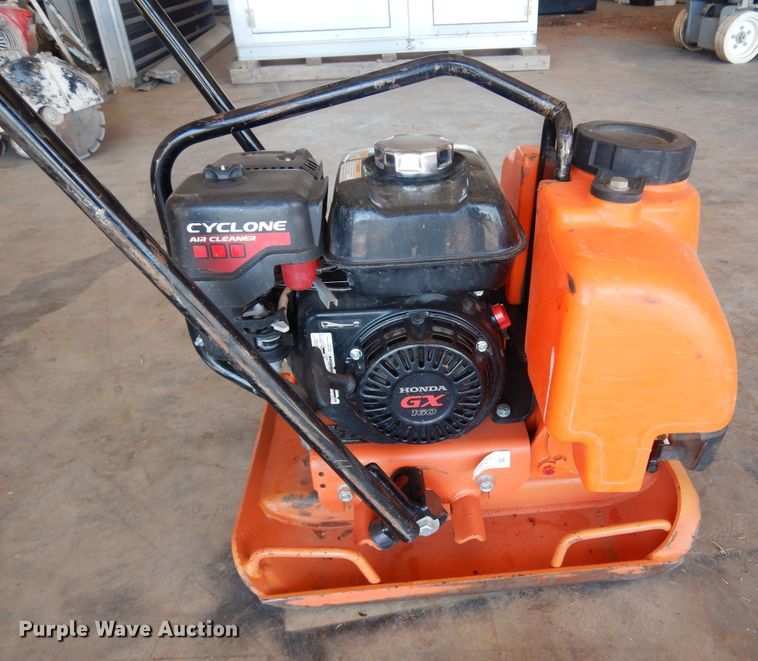 image for item KI9204 Multiquip MVC82VH  plate compactor