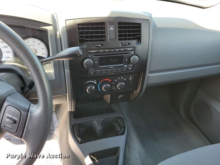 image for item KP9356 2006 Dodge Dakota  Club Cab pickup truck