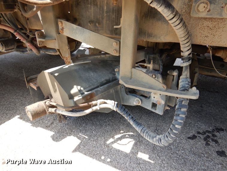 image for item KR9139 2005 Sterling SC8000  street sweeper truck