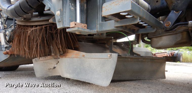 image for item KR9139 2005 Sterling SC8000  street sweeper truck