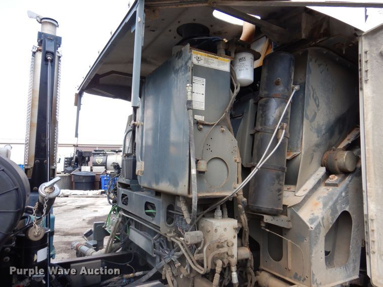 image for item KR9139 2005 Sterling SC8000  street sweeper truck