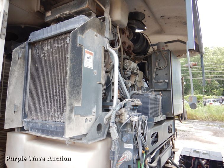 image for item KR9139 2005 Sterling SC8000  street sweeper truck