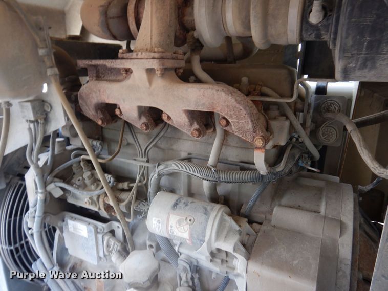 image for item KR9139 2005 Sterling SC8000  street sweeper truck