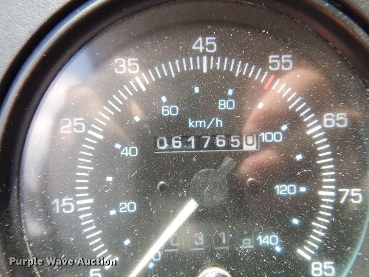 image for item KR9139 2005 Sterling SC8000  street sweeper truck